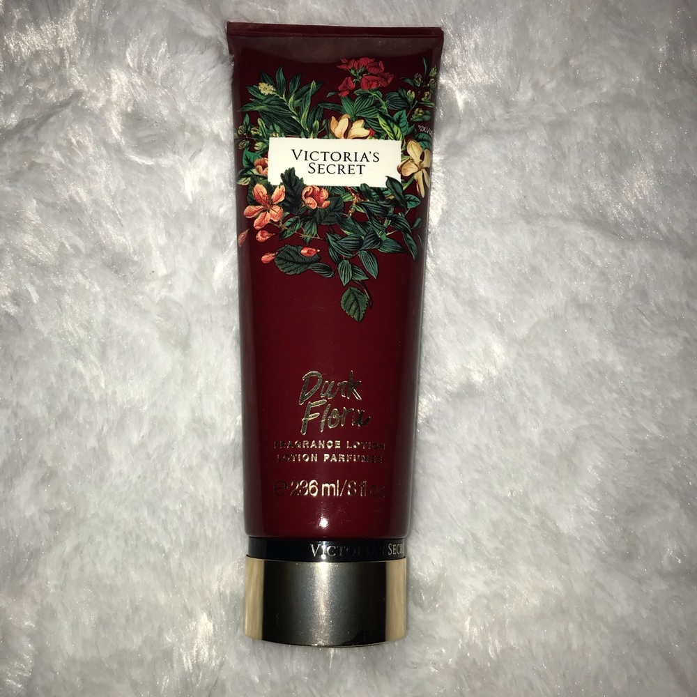 💎2/$16 VS Dark Floral Lotion